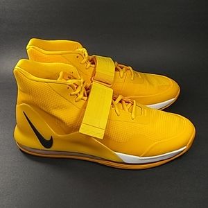 NEW Nike Air Force 19 University Gold Sneakers